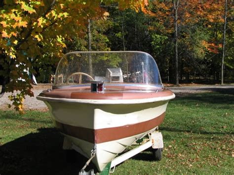 Larson Ladyben Classic Wooden Boats For Sale