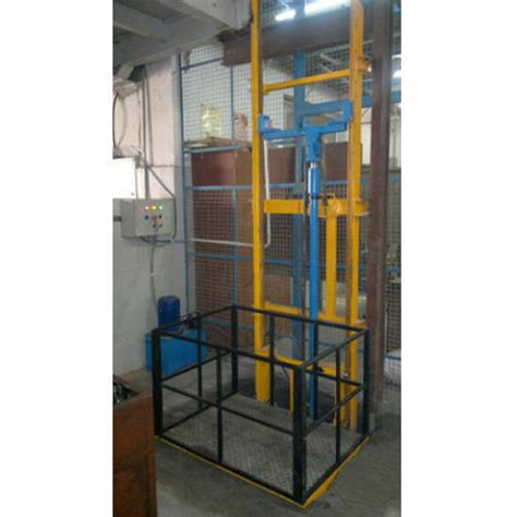 Mild Steel Industrial Single Mast Hydraulic Goods Lift Load Capacity 1