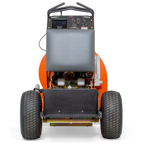 Billy Goat Z3000ce Stand On Leaf Blower 35hp €2209900 Price Includes