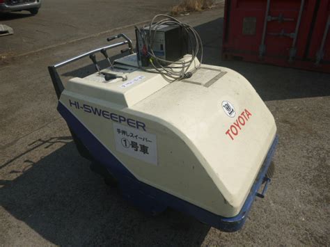 USED SWEEPER TOYOTA 5QBW9 21256 F UCHIYAMA CO LTD