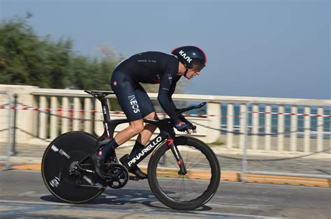 As It Happened Filippo Ganna Wins Giro D Italia Stage One Time Trial