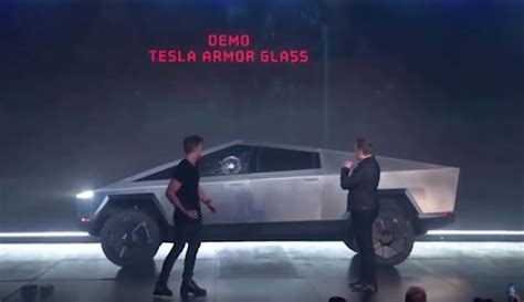 Elon Musk Y Tesla Cybertruck Protagonizan Penoso Momento En Su