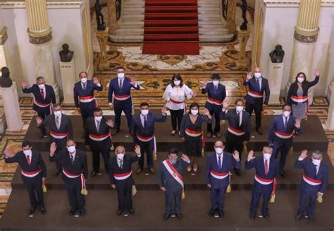 Presidente Castillo Tom Juramento Al Nuevo Gabinete Ministerial