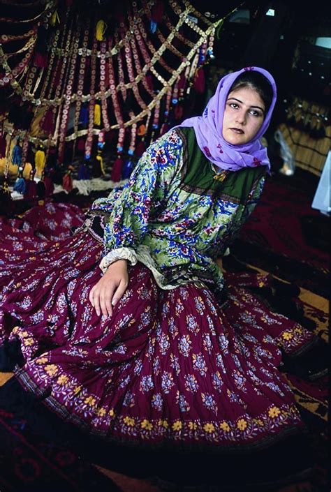 Kerman Women Traditional Costume Traditional Outfits Iranian Women