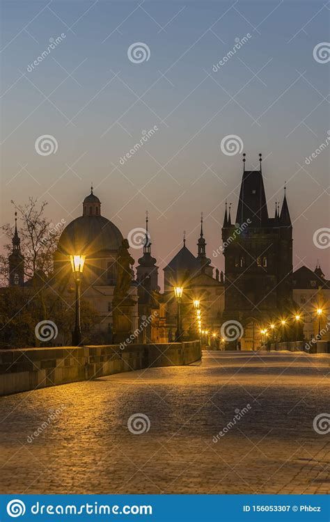 Charles Bridge at Sunrise, Prague, Czech Republic Stock Image - Image ...