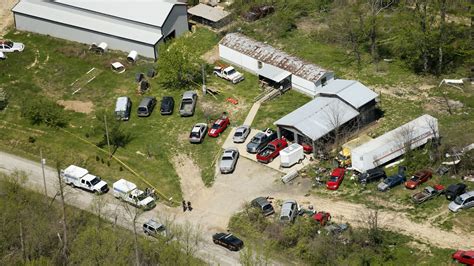 Ohio Massacre Investigation Reaps Few Clues The Washington Post