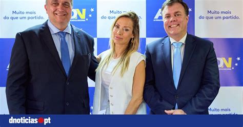 Joana Amaral Dias E Bruno Fialho Na Madeira Para Apoiar Campanha Do ADN