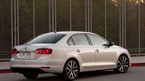 2012 Volks­wagen Jetta Gli Autobahn First Drive