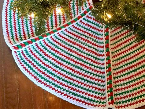 Ravelry Holiday Magic Christmas Tree Skirt Pattern By Kristine Mullen