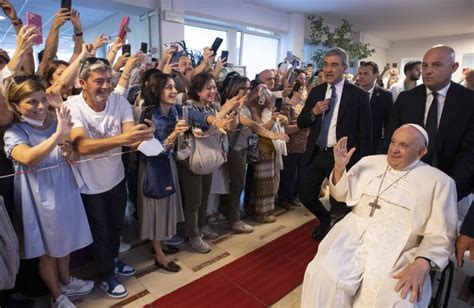 Stamattina Papa Francesco Stato Dimesso Dal Policlinico Gemelli