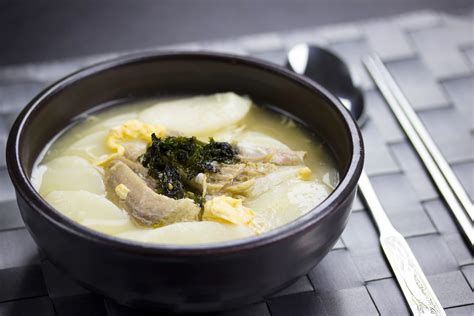 Korean New Year Rice Cake Soup Tteok Guk Asian Inspirations