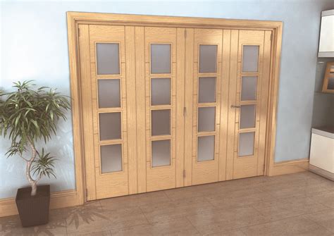 2060x2528x133mm 8ft 4 Door Oak Iseo Roomfold Grande 4 Light Frosted