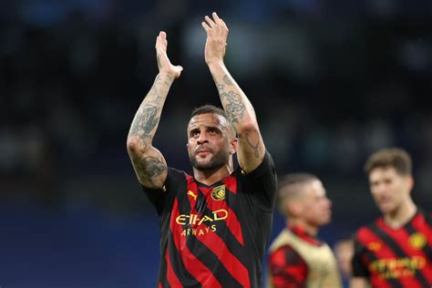 Kyle Walker Pr Voit De Signer Un Nouveau Contrat Avec Manchester City