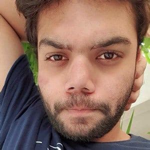 Ducky Bhai - Age, Family, Bio | Famous Birthdays