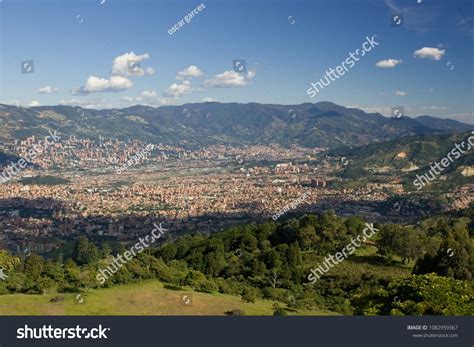 imagenes de valle de aburra imagenes fotos  vectores de stock