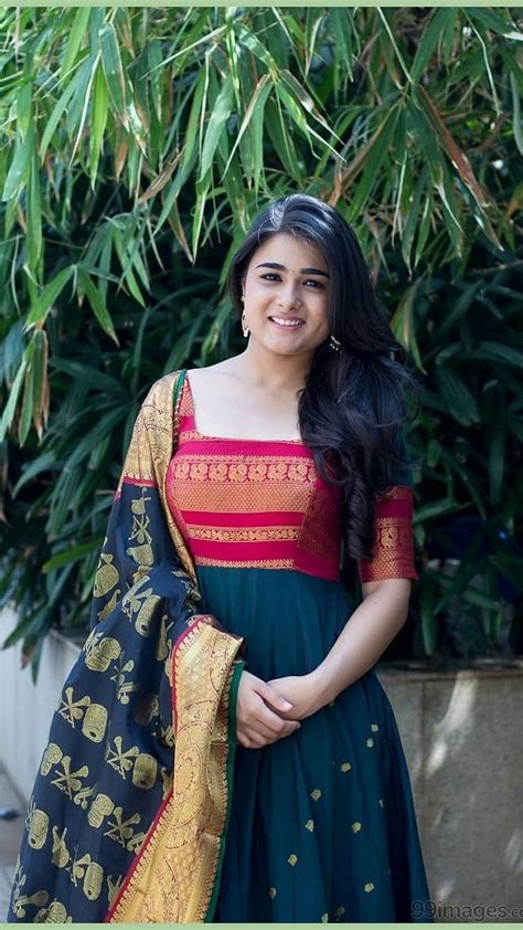 Shalini Pandey Tollywood Hd Phone Wallpaper Pxfuel