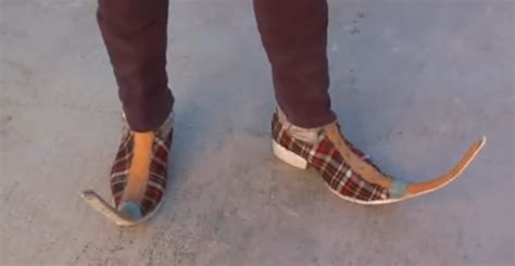 The Pointy Mexican Boots Trend | Bellatory