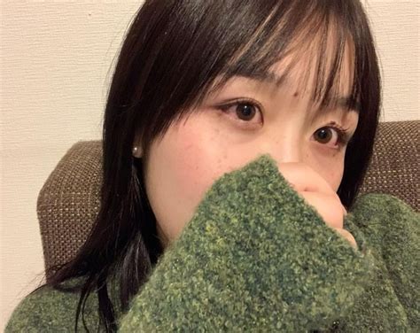 まばたき禁止るりかちゃんの年齢や本名と大学は？彼氏や胸カップ画像とは？｜ネットは面白い！ネットの世界で生きる人！