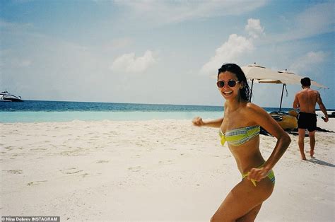 Nina Dobrev Models A Teeny Green Bikini While In The Maldives With Shaun White Daily Mail Online