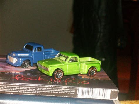 CUSTOMIZAR MINIATURAS HOT WHEELS PARTE DA MINHA COLEÇÃO