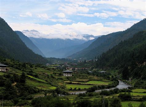 Valleys of Bhutan - Wikipedia