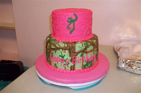 Pink Camo Mossy Oak Cake