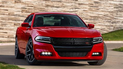 Preview 2015 Dodge Charger Winding Road Magazine