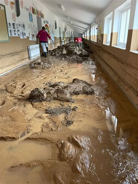 Impactantes Fotos De Los Estragos De La Dana A Su Paso Por Espa A