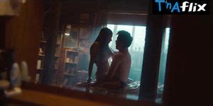 Mimi Keene Butt Breasts Scene In Sex Education Tnaflix