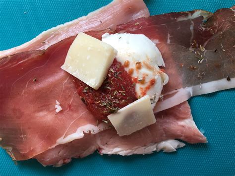 Escalope de veau roulée à l italienne mozzarella tomates confite et