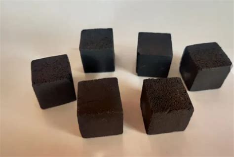 Black Coconut Shell Shisha Hookah Cube Charcoal Briquette For Burning