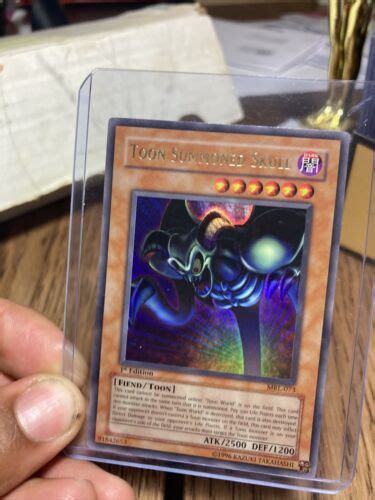 Yu Gi Oh Toon Summoned Skull Mrl 073 1st Edition Foil Ultra Rare Nm Ebay