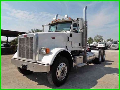 Peterbilt 367 2008 Daycab Semi Trucks