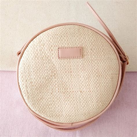 Bolsa Palha Redonda Nude Via Lily Oficial