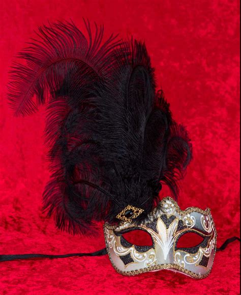 Masque De Venise Colombine Coeur Plumes Autruche Noir Dor