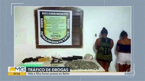 Mãe E Filha São Presas Suspeitas De Tráfico De Drogas Em Betim Minas Gerais G1