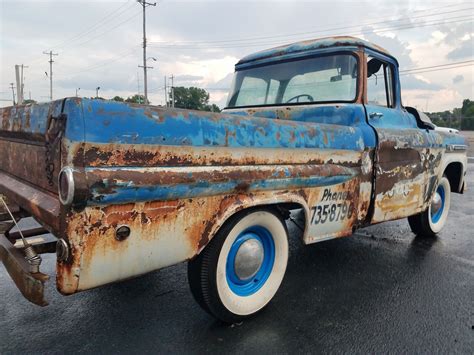 060118 1958 Chevrolet 3100 Apache 3 Barn Finds