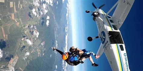 Skydive Cairns - Everything Australia