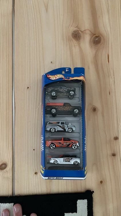 Hot Wheels Sammler Set 5x Harley Davidson Neu und originalverpackt in Rämismühle für CHF 20
