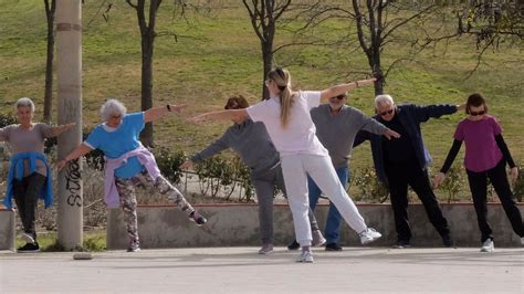 La Mujer Muestra Signos De La Edad Antes Que El Hombre Pero De Forma