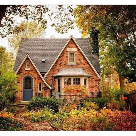 Beautiful Victorian Cottage Bungalow Homes Dream Cottage Cottage Homes