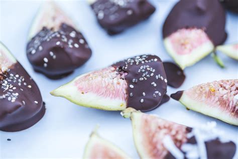 Chocolate Dipped Figs Momsdish