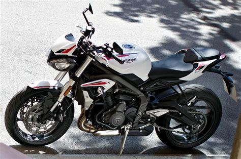 Triumph 660 Street Triple S 2020 Fiche Moto Motoplanete