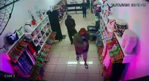 C Meras Flagram Assalto A Sex Shop Na Zona Norte De Sorocaba