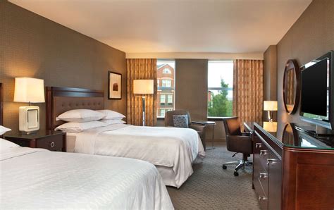 Sheraton Portsmouth Harborside Hotel in Portsmouth, NH - (603) 431-2...