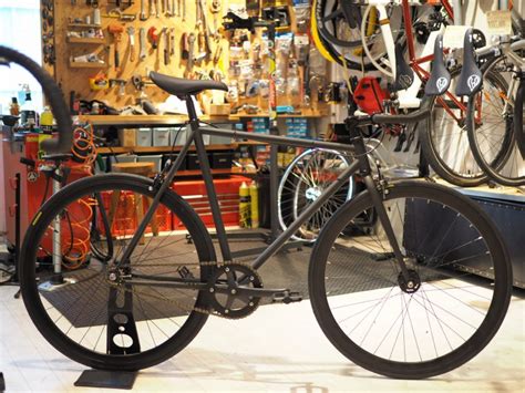 Cartel Bikes 再入荷 ブラック ピストバイク 札幌lov カーテルバイク Lov