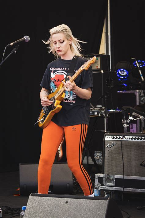 Du Blonde Nonbinary Wiki