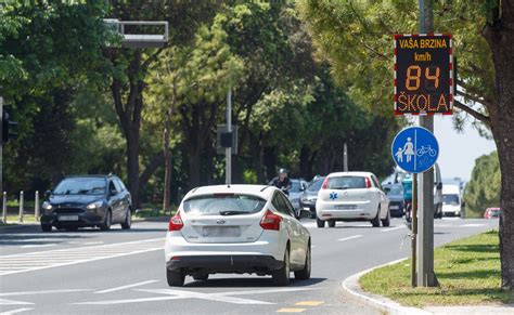 Slobodna Dalmacija Nakon Tragedije U Kojoj Je Izgubljen Mladi Ivot