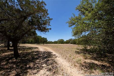 18720 Bandera Rd Helotes Tx 78023 Mls 1738624 Redfin