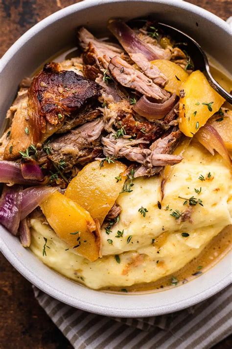 10 Fall Slow Cooker Recipes To Make For Dinner